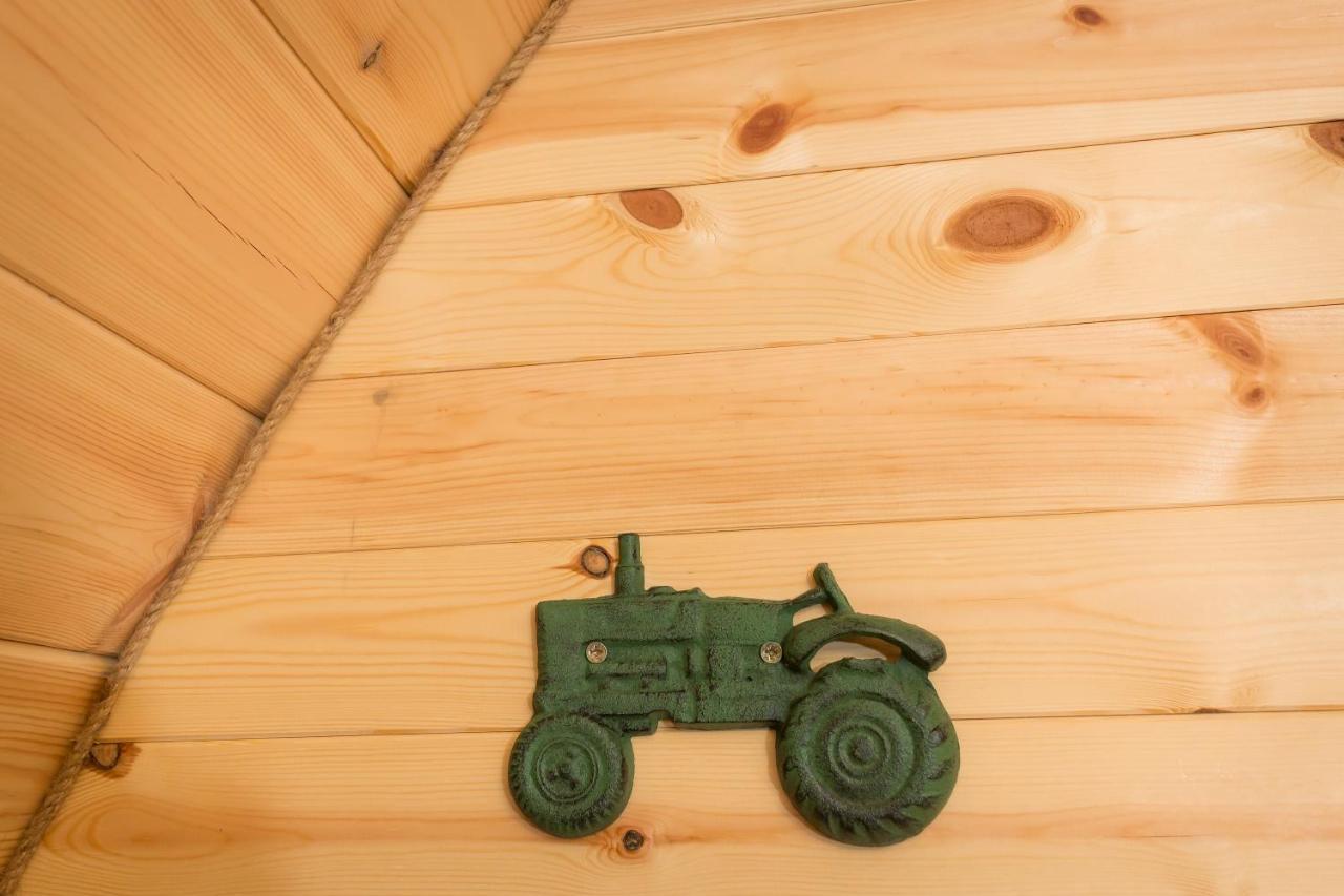 Luxury Two-Bed Glamping Pod In County Clare 2 Kilbane Exterior foto